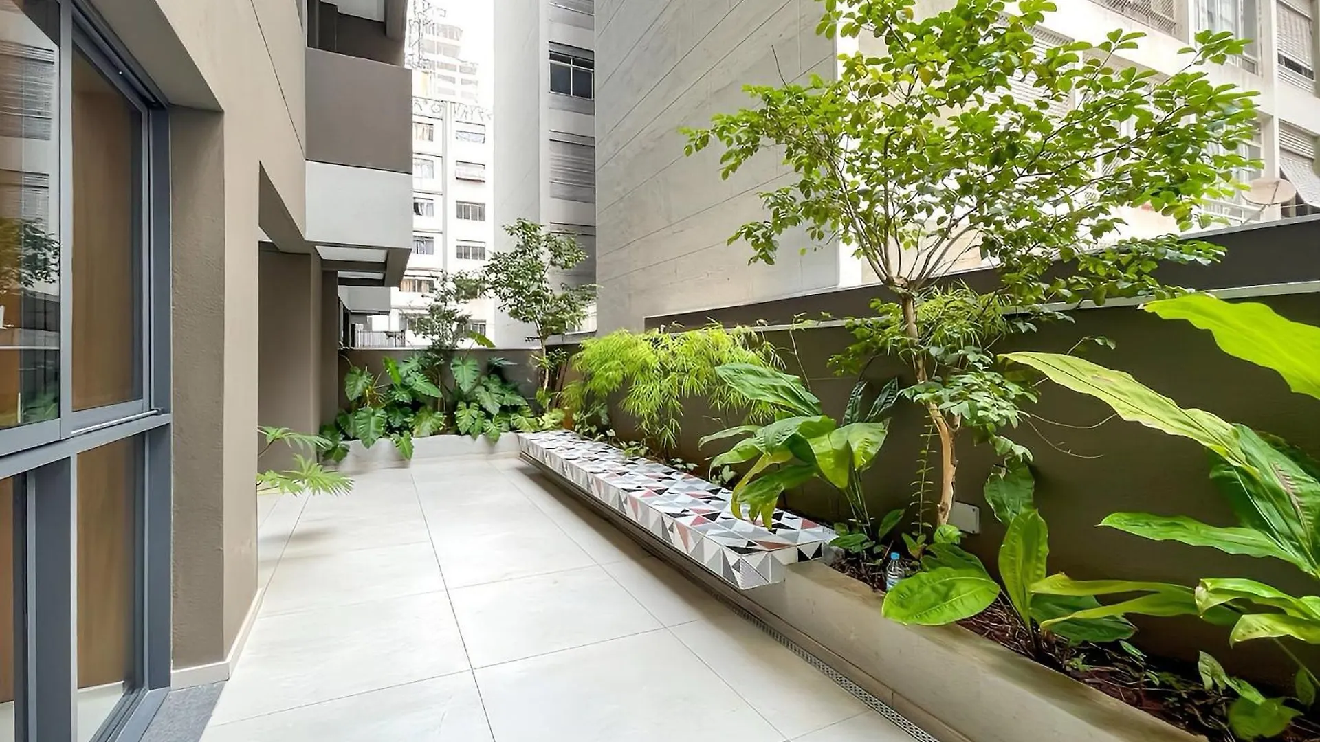 Pamplona Condominio, Piscina E Conforto, Ao Lado Do Metro Trianon-Masp Sao Paulo