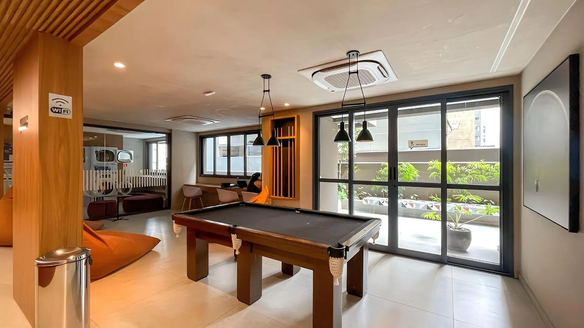 Feriehus Pamplona Condominio, Piscina E Conforto, Ao Lado Do Metro Trianon-Masp São Paulo