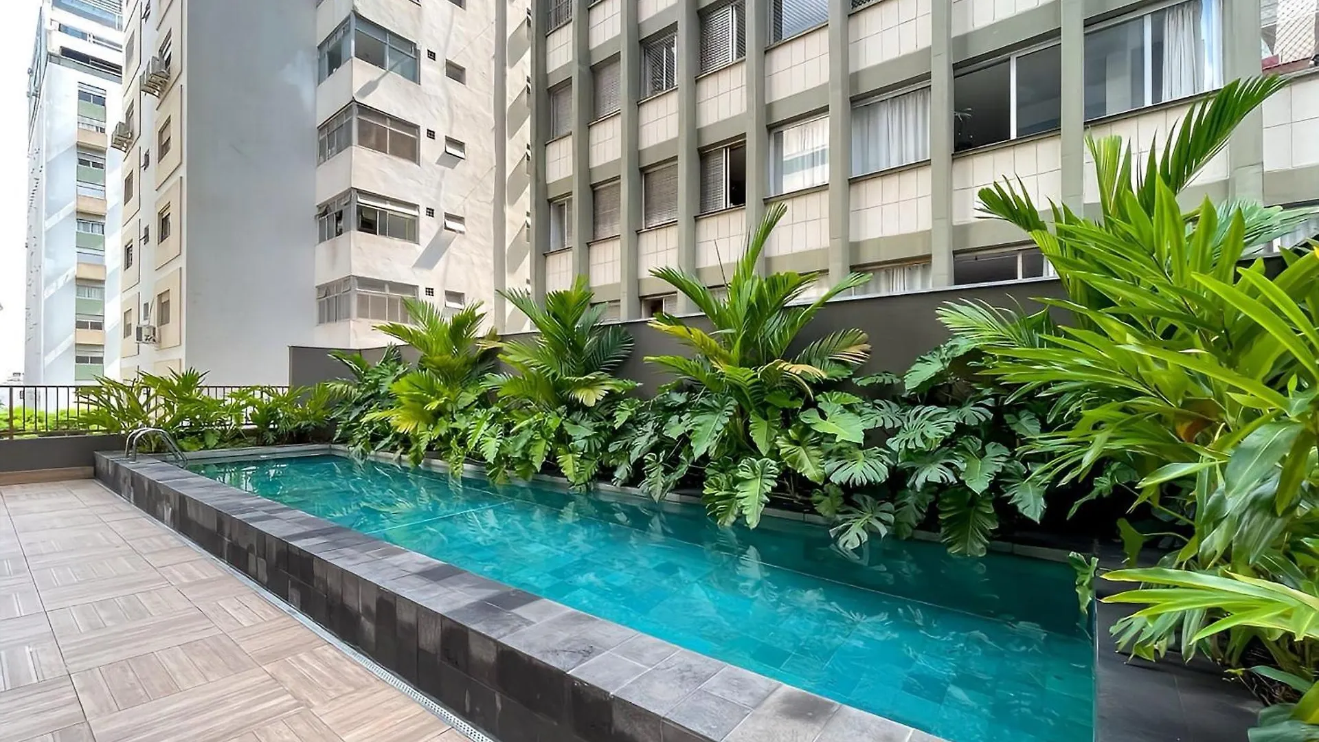 Pamplona Condominio, Piscina E Conforto, Ao Lado Do Metro Trianon-Masp São Paulo Brasilien
